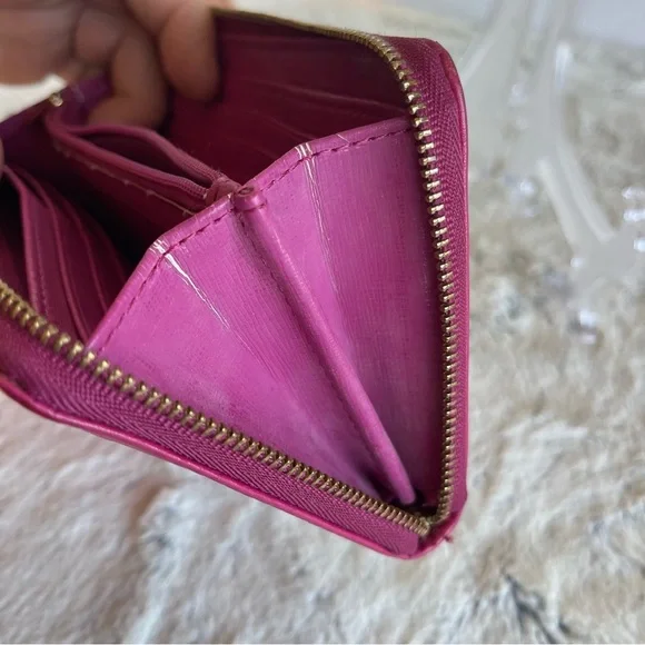 FOSSIL red maroon cream and hot pink zip around clutch wallet - Picture 10 of 10